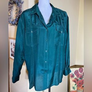 Vtg NEW CONCEPTS Size Large 100% Silk Emerald Green Button Down LongSleeve